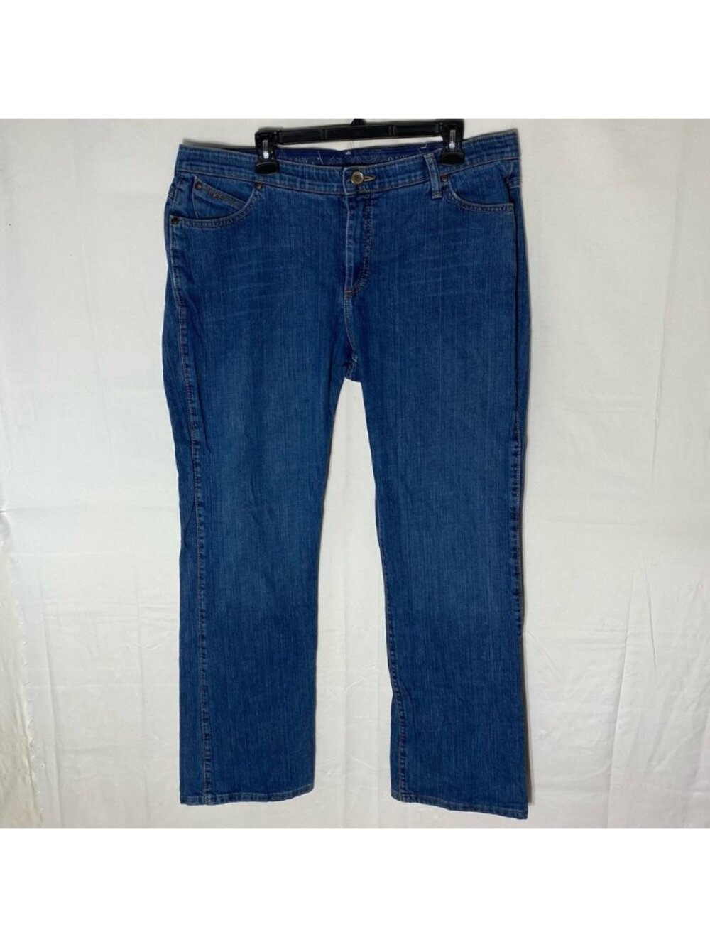 Wrangler Q Baby Med Wash Mid Rise Straight Leg Jeans 17/18 Western Stampede